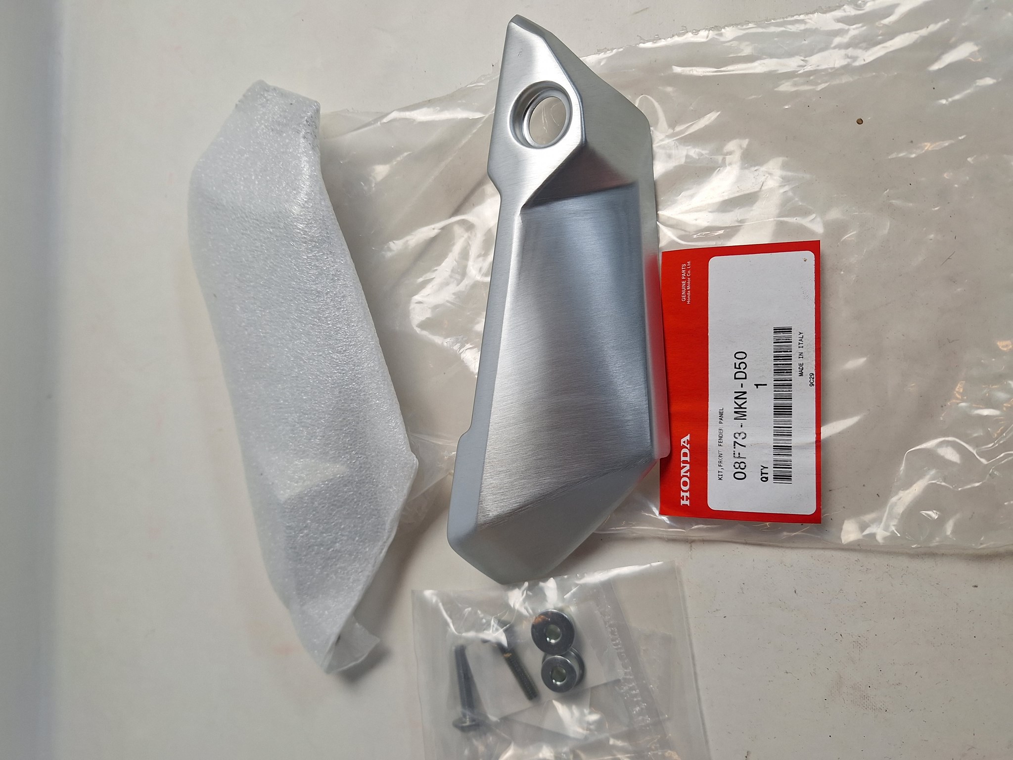 Bild von KIT,FR FENDER PANEL    08F73-MKN-D50  CB650R
